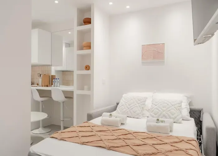 Greffulhe Apartment *